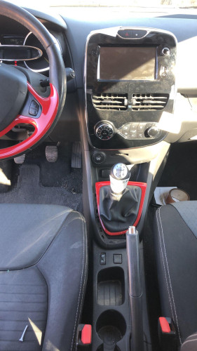 RENAULT CLIO IV — vehículo donante para recambios 