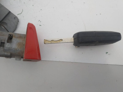 BOMBIN PUERTA DELANTERA IZQUIERDA