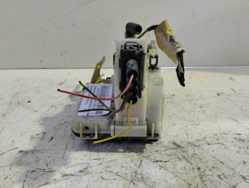 CERRADURA PUERTA DELANTERA DERECHA VOLKSWAGEN VENTO (1H2) 