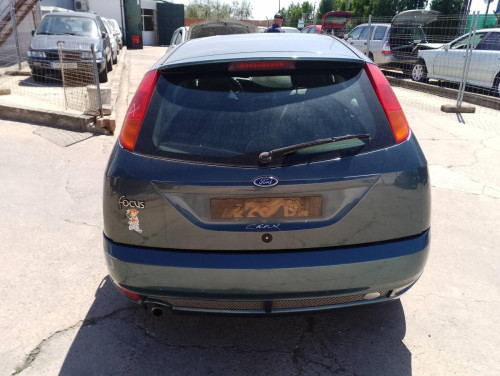  FORD FOCUS BERLINA (CAK) 