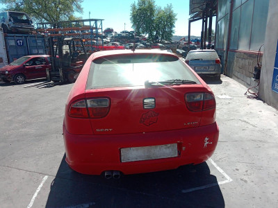 SEAT LEON (1M1)