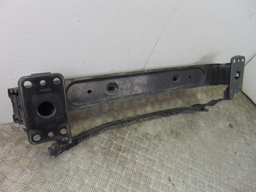 REFUERZO PARAGOLPES DELANTERO used