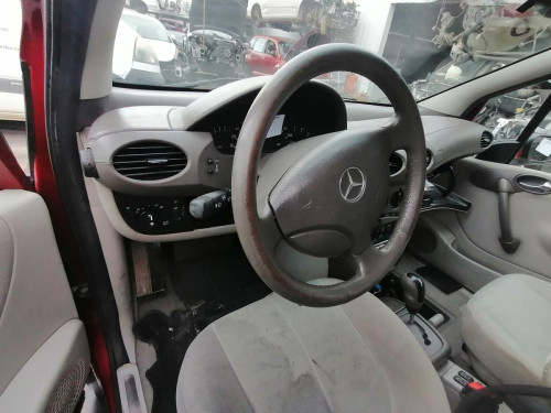 MERCEDES-BENZ CLASE A (BM 168) — vehículo donante para recambios 