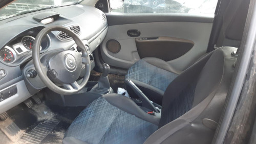  RENAULT CLIO III 