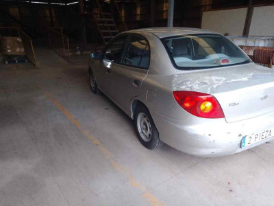 KIA RIO (BC)