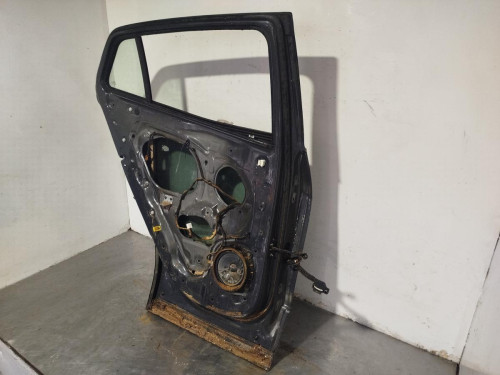 PUERTA TRASERA IZQUIERDA Kia SPORTAGE (NQ5) 