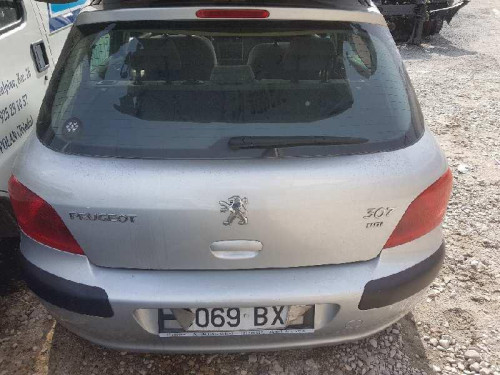 PEUGEOT 307 (S1)(04.2001) — vehículo donante para recambios 