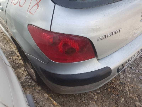 PEUGEOT 307 (S1)(04.2001) — vehículo donante para recambios 