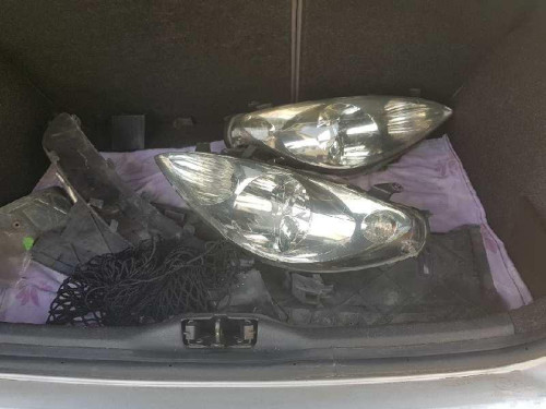 PEUGEOT 307 (S1)(04.2001) — vehículo donante para recambios 