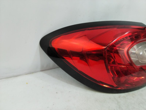 PILOTO TRASERO IZQUIERDO Renault CAPTUR I 