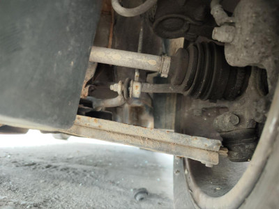 BRAZO SUSPENSION DELANTERO IZQUIERDO