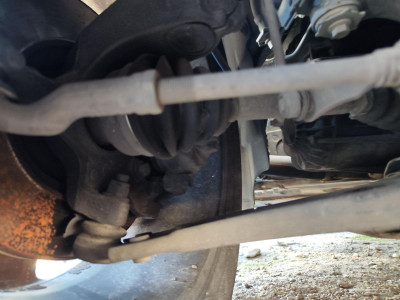 BRAZO SUSPENSION DELANTERO IZQUIERDO