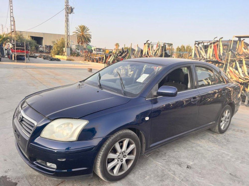  TOYOTA AVENSIS BERLINA (T25) 
