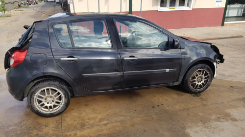 Renault Clio III (2005->) — автомобиль-донор на запчасти 