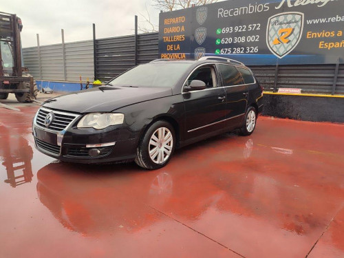VOLKSWAGEN PASSAT VARIANT (3C5) — vehículo donante para recambios 
