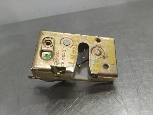  CERRADURA PUERTA TRASERA DERECHA 