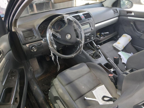 VOLKSWAGEN GOLF V (1K1)(10.2003) — автомобиль-донор на запчасти 