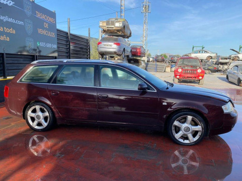  AUDI A6 BERLINA (4B2) 