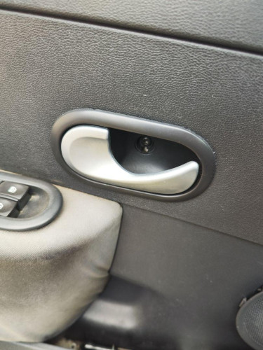 MANETA INTERIOR DELANTERA IZQUIERDA RENAULT CLIO III 