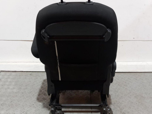  ASIENTO DELANTERO DERECHO Peugeot PARTNER FURGÓN 