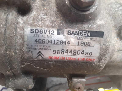  COMPRESOR AIRE ACONDICIONADO 