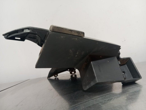  PUNTERA PARAGOLPES TRASERA DERECHA FORD TRANSIT CONNECT (CHC) 