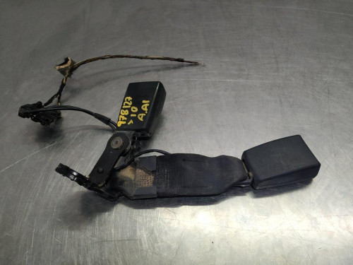  ENGANCHE CINTURON TRASERO CENTRAL AUDI A1 (8X1) 