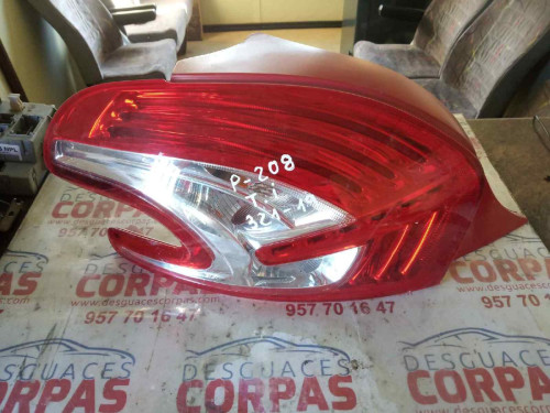 PILOTO TRASERO IZQUIERDO PEUGEOT 208 
