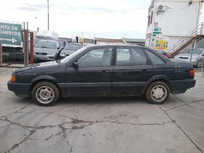 VOLKSWAGEN PASSAT BERLINA (312)