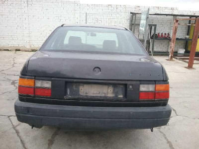 VOLKSWAGEN PASSAT BERLINA (312)