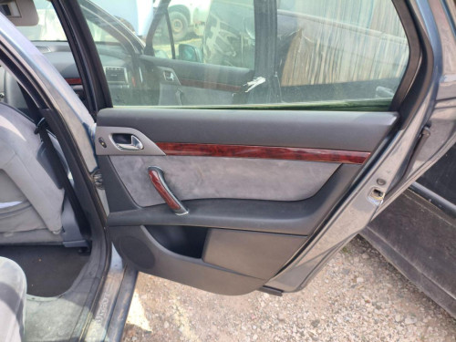 GUARNECIDO PUERTA TRASERA DERECHA Peugeot 407 SW 