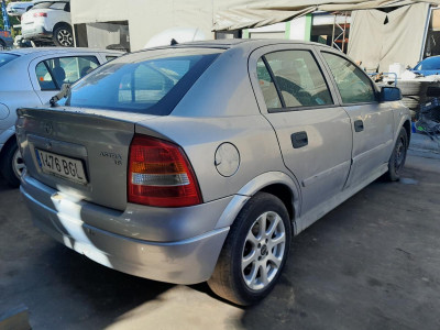 OPEL ASTRA G BERLINA