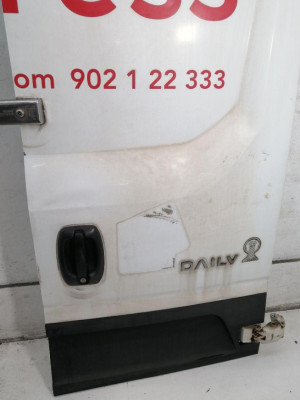 PUERTA TRASERA DERECHA, IVECO, DAILY CONF. PAQUETERÍA (SOMMER)