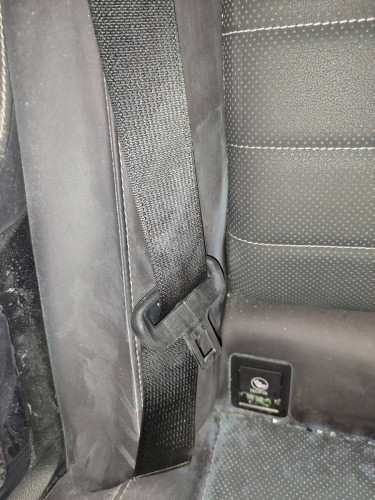 CINTURON SEGURIDAD TRASERO DERECHO LEXUS RC 