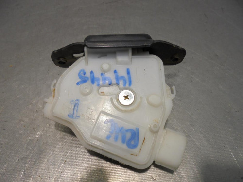  CERRADURA MALETERO / PORTON TOYOTA AURIS (E18) 