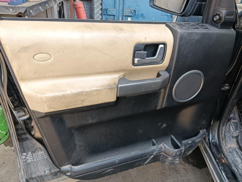 LAND ROVER DISCOVERY — автомобиль-донор на запчасти 