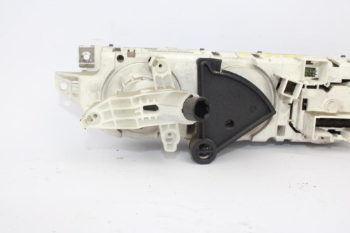 MANDO CALEFACCION / AIRE ACONDICIONADO Ford FOCUS BERLINA (CAP) 