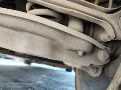 BRAZO SUSPENSION TRASERO DERECHO