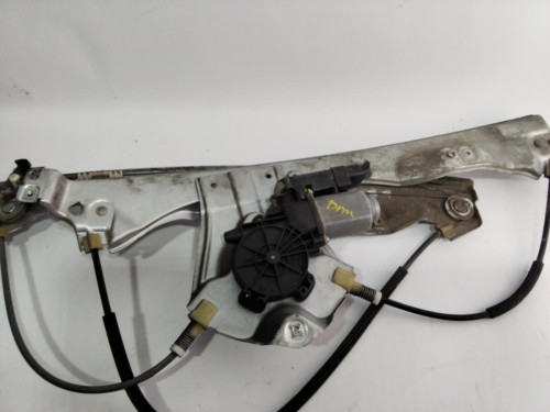 ELEVALUNAS DELANTERO IZQUIERDO Renault CLIO III 