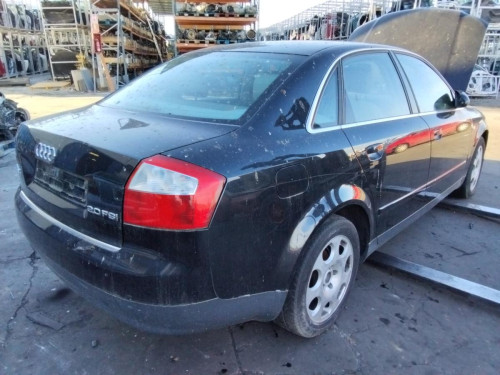  AUDI A4 BERLINA (8E) 
