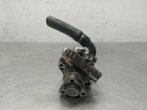 BOMBA DIRECCION Volkswagen PASSAT BERLINA (3B2) 