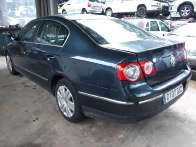 VOLKSWAGEN PASSAT BERLINA (3C2)