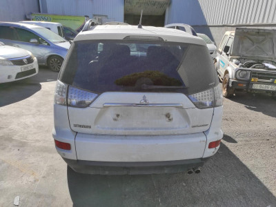 MITSUBISHI OUTLANDER (CW0)