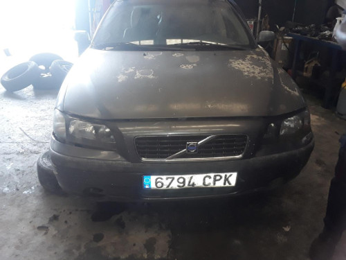  VOLVO S60 BERLINA 