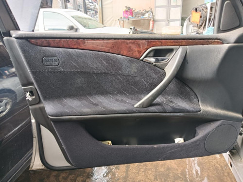 MERCEDES-BENZ CLASE E (BM 210) BERLINA — автомобиль-донор на запчасти 