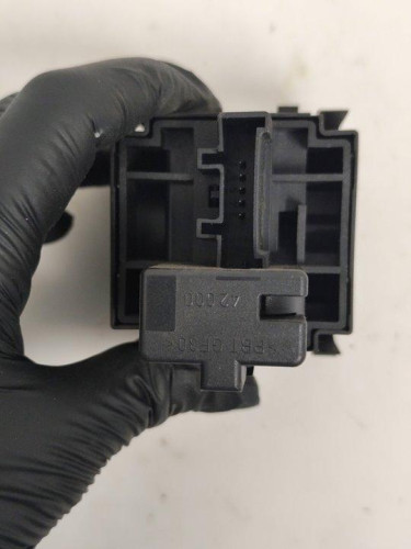  INTERRUPTOR RENAULT MEGANE III BERLINA 5P 