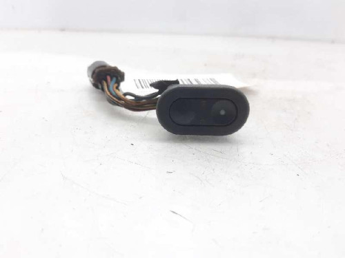  MANDO ELEVALUNAS TRASERO DERECHO, DAEWOO, ESPERO 