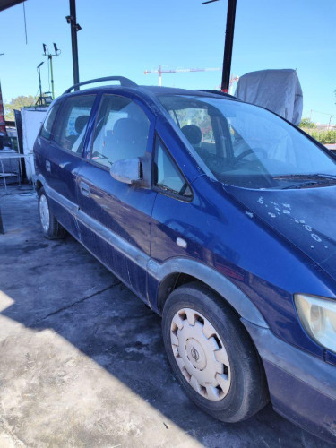OPEL ZAFIRA A — vehículo donante para recambios 