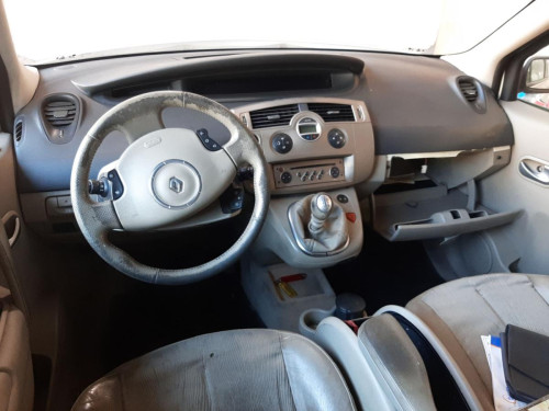  RENAULT SCENIC II (JM) 