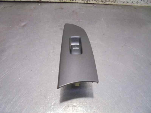  MANDO ELEVALUNAS TRASERO DERECHO LEXUS IS (DS2/IS2) 